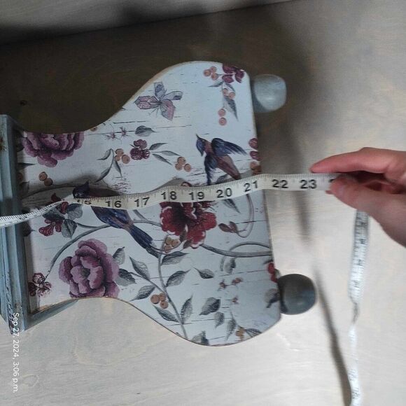 Stunning Pier one clock ornate flower birds battery operated alice in wonderland - Picture 13 of 16